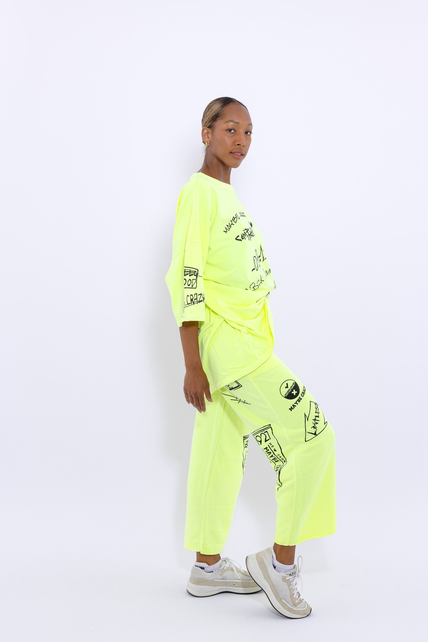 بنطلونات LA Black Mamba بحاشية غير مصقولة