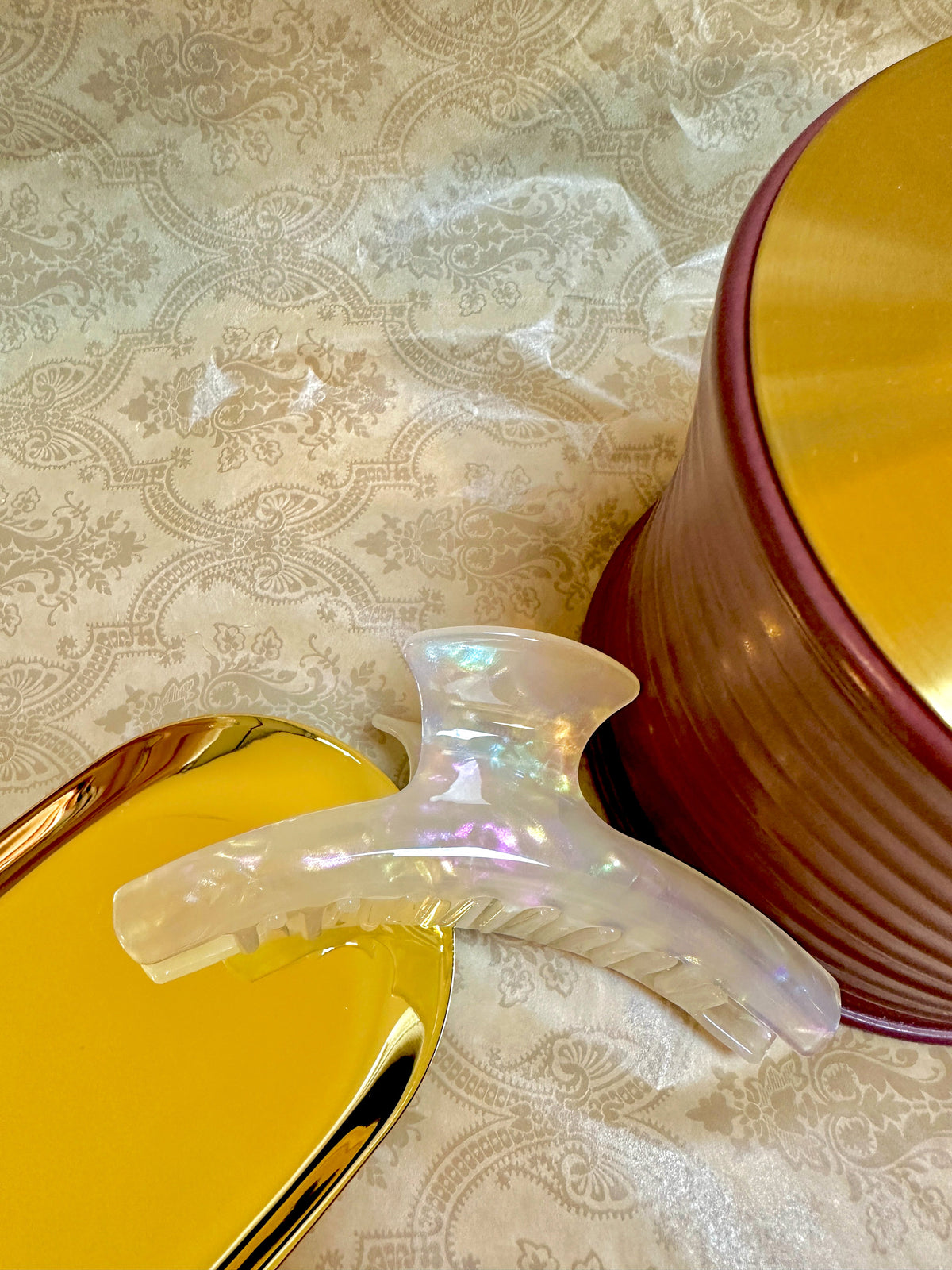 Stunning Polarized Color Hair Clip