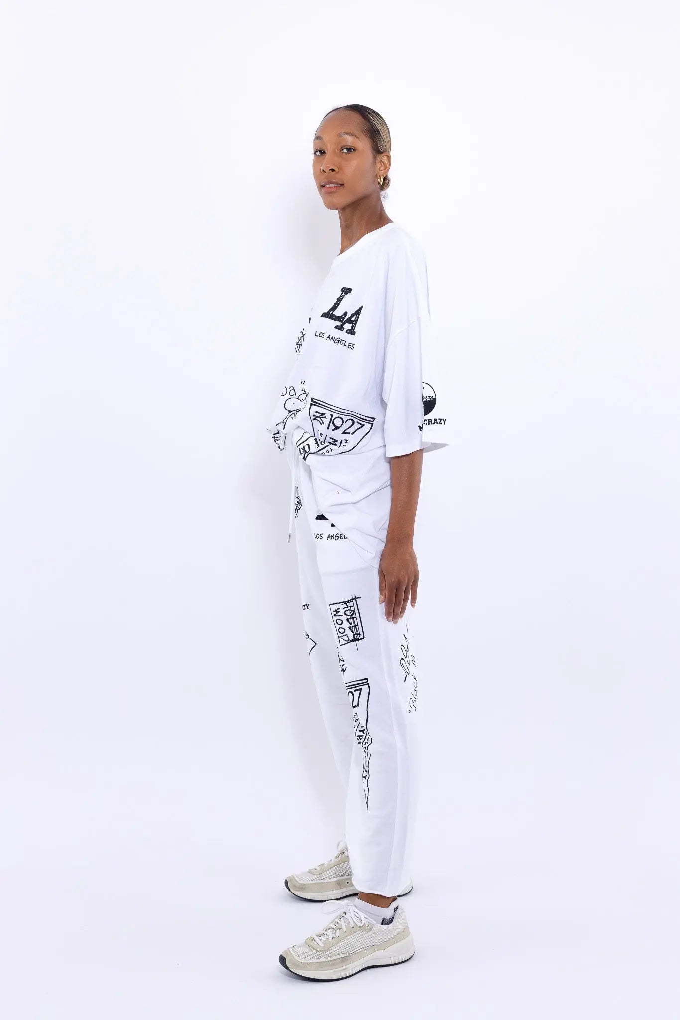 #color_White