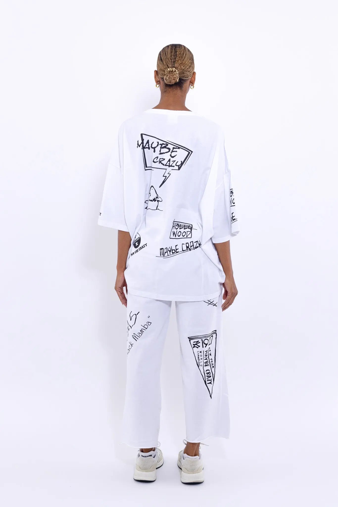 #color_White