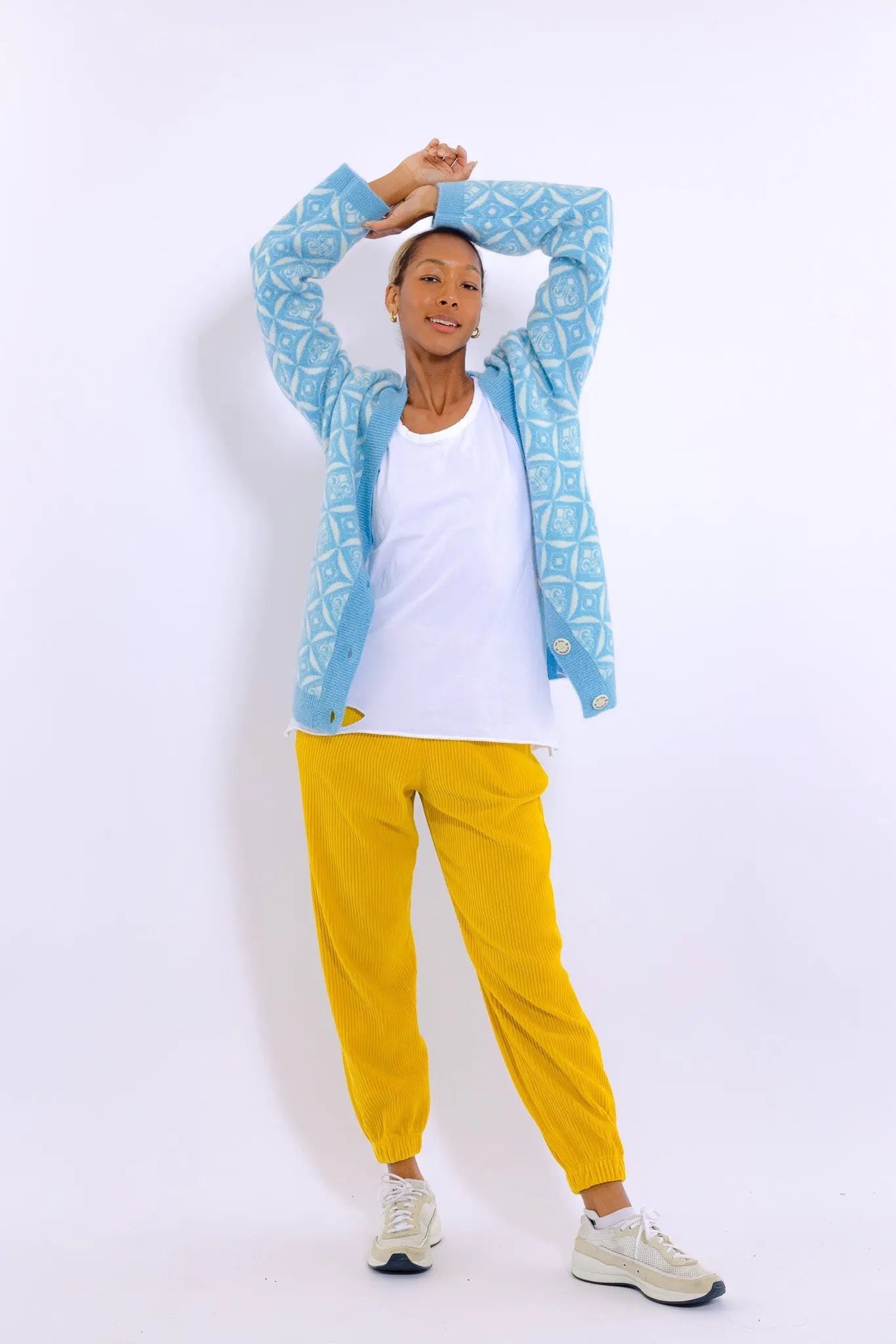 22 S/W paisley quilting cardigan Maybe Crazy