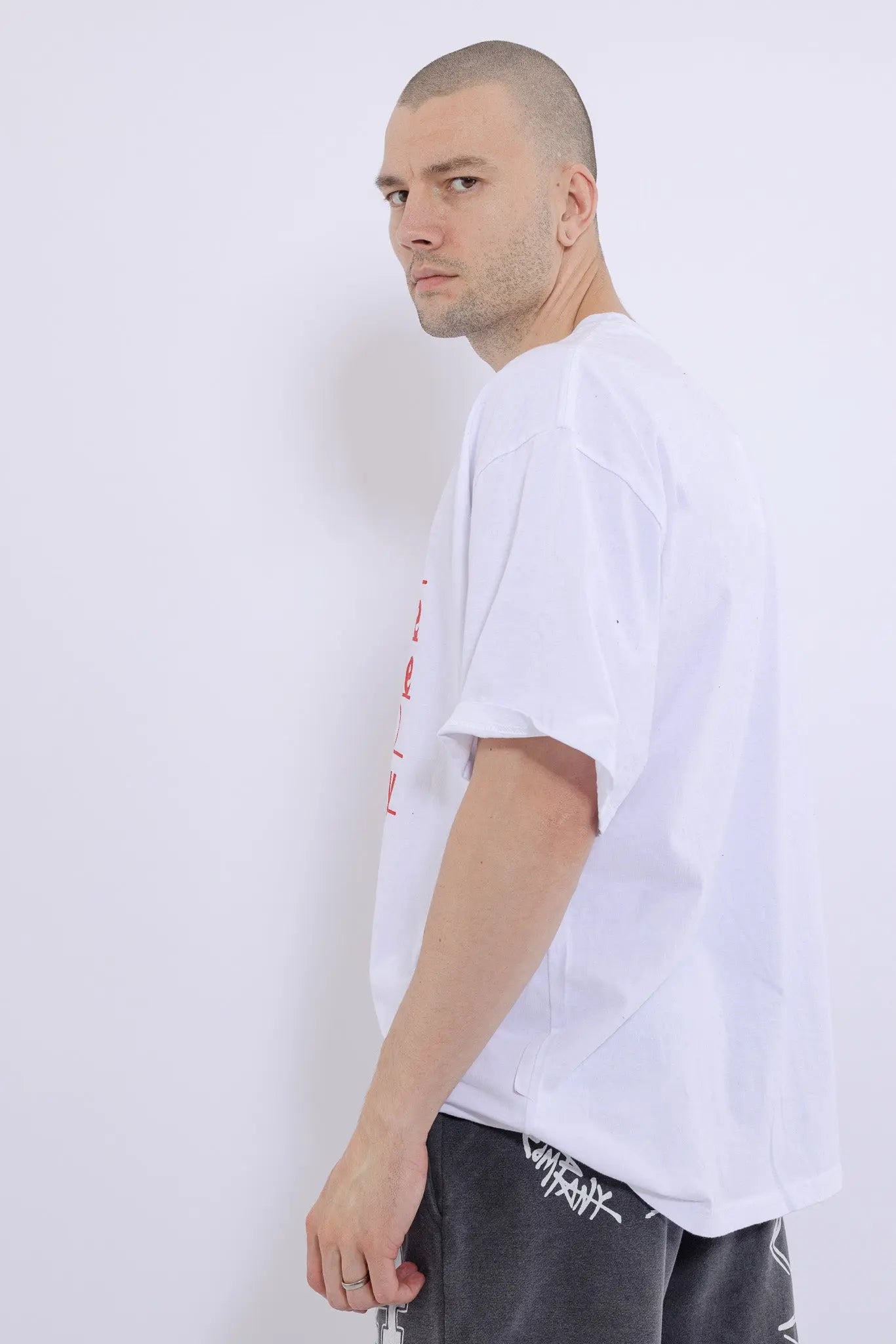 #color_White