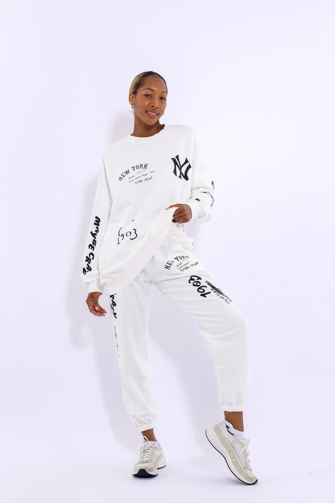 #color_White